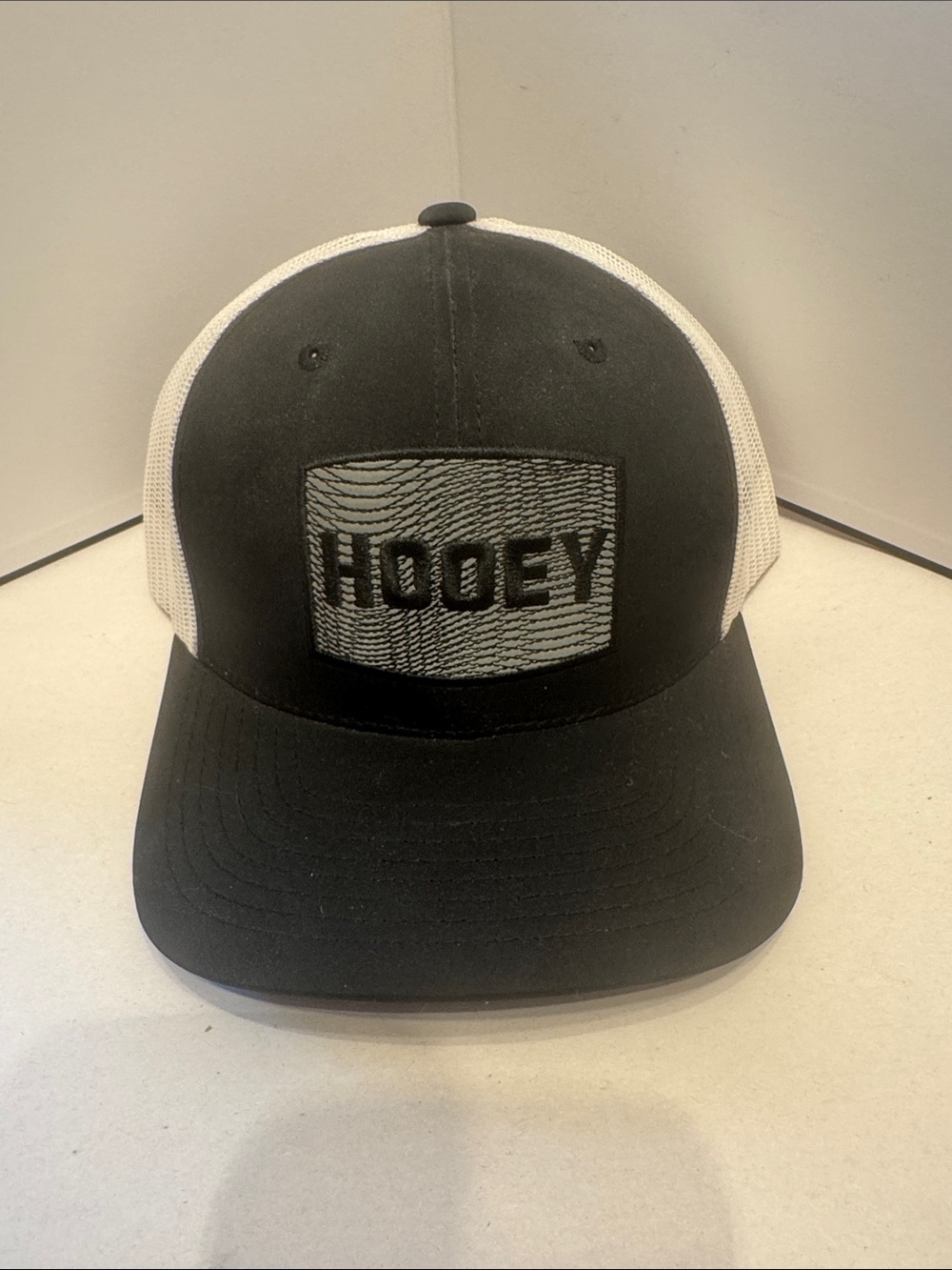 Hooey Black and White Hat